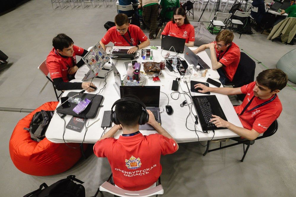 Финал Кубка России по спортивному программированию (программирование продуктовое)