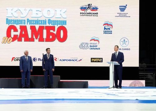 Михаил Дегтярев поприветствовал участников Кубка Президента России по самбо