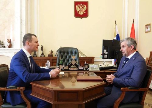 Михаил Дегтярев провел встречу с президентом Федерации скалолазания России Дмитрием Бычковым