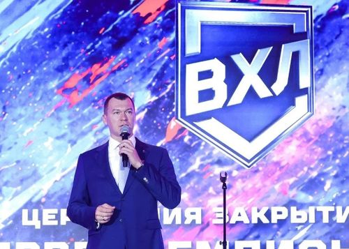 Михаил Дегтярев посетил церемонию закрытия сезона Всероссийской хоккейной лиги