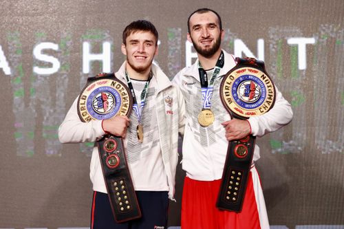 Атаев и Гаджимагомедов завоевали титул чемпионов мира по боксу