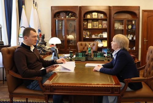 Михаил Дегтярев провел встречу с президентом Стрелкового союза России Анной Лещиковой