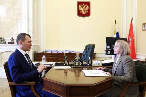 Михаил Дегтярев провел рабочую встречу с врио губернатора Ненецкого автономного округа Ириной Гехт