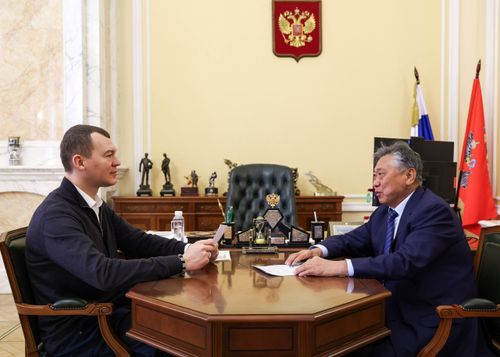 Михаил Дегтярев обсудил развитие каратэ с президентом Федерации каратэ России Сергеем Цоем