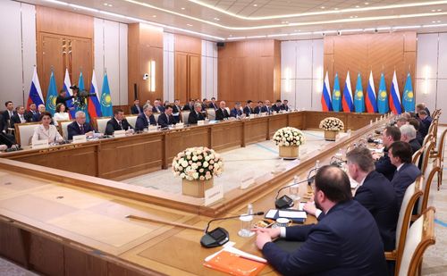 Михаил Дегтярев посетил Астану в составе правительственной делегации