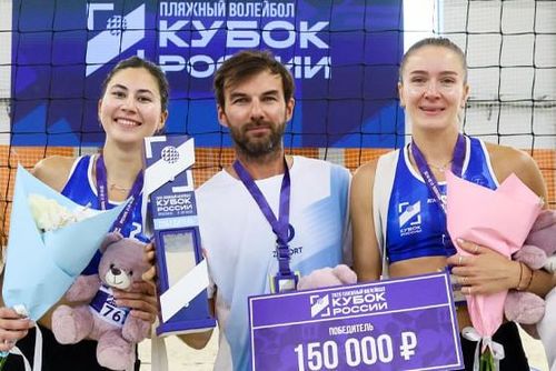 Надежда Макрогузова / Екатерина Шевцова и Олег Стояновский / Илья Лешуков - победители I этапа Кубка России по пляжному волейболу